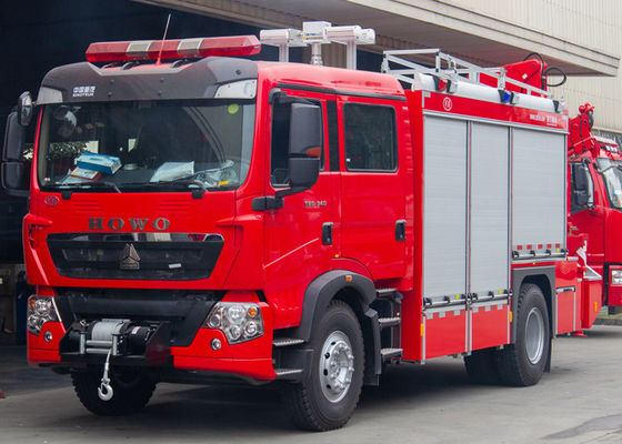 Xe cứu hỏa đặc biệt Sinotruk HOWO với thiết bị cứu hộ