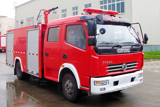 Xe cứu hỏa nhỏ Dongfeng với bồn nước 3500L và cabin hàng đôi
